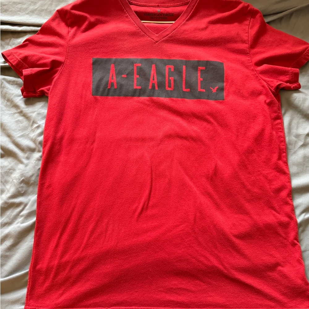 American Eagle Outfitters Red Short Sleeve Tee